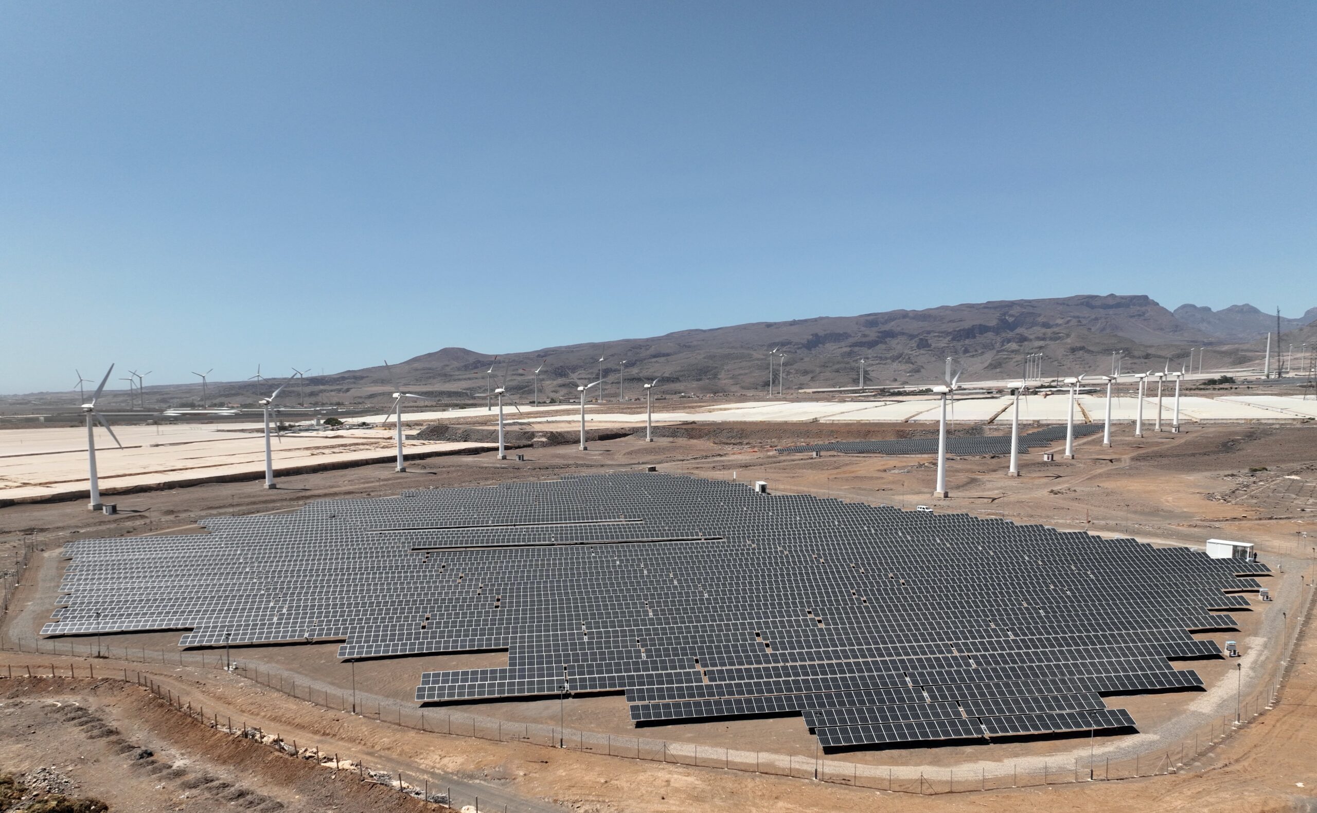 Llanos de la Aldea III Photovoltaic Plant